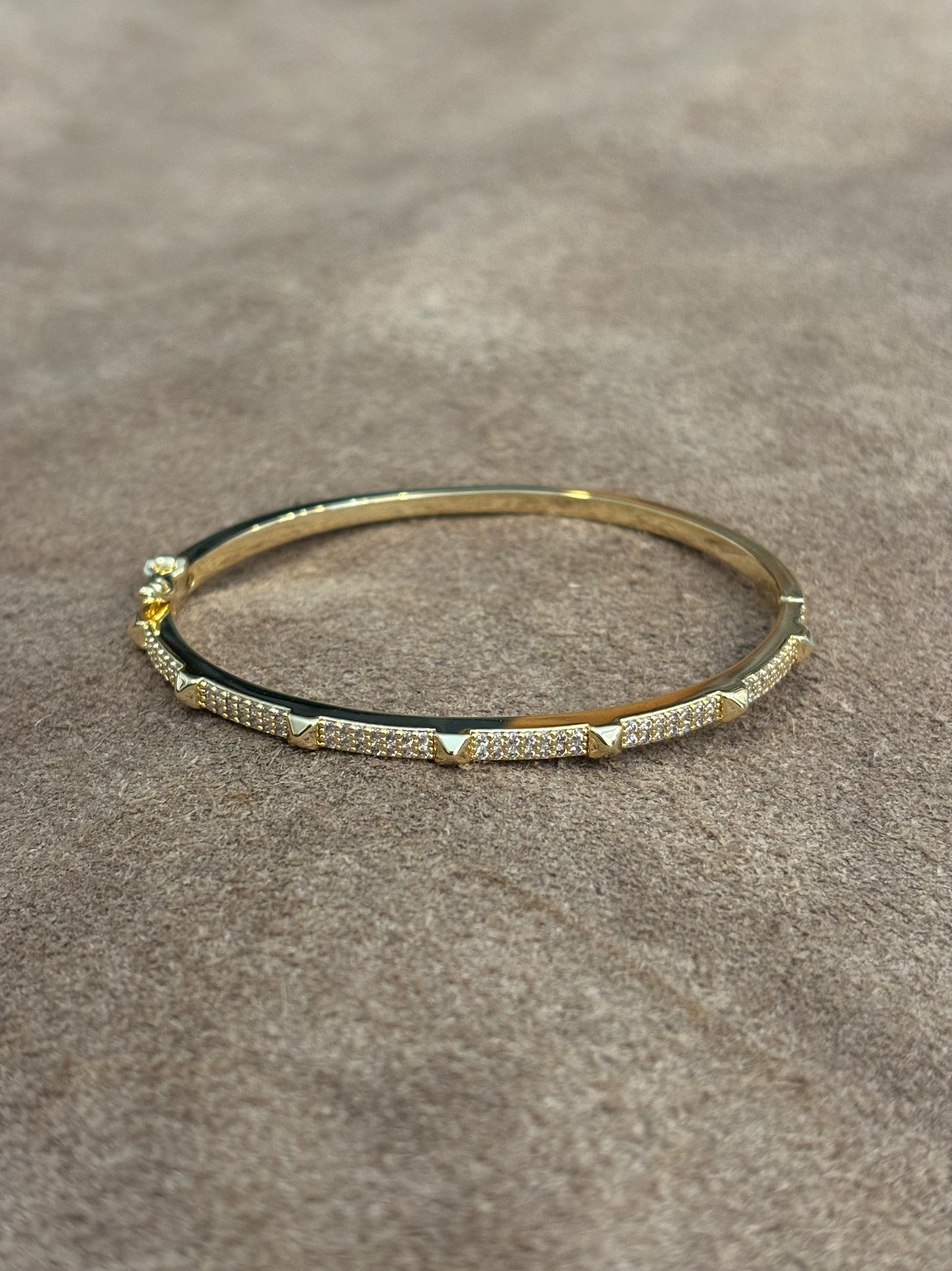 Skinny spiked bangle