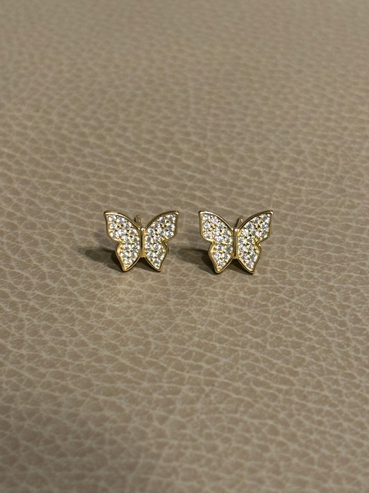 Butterfly studs
