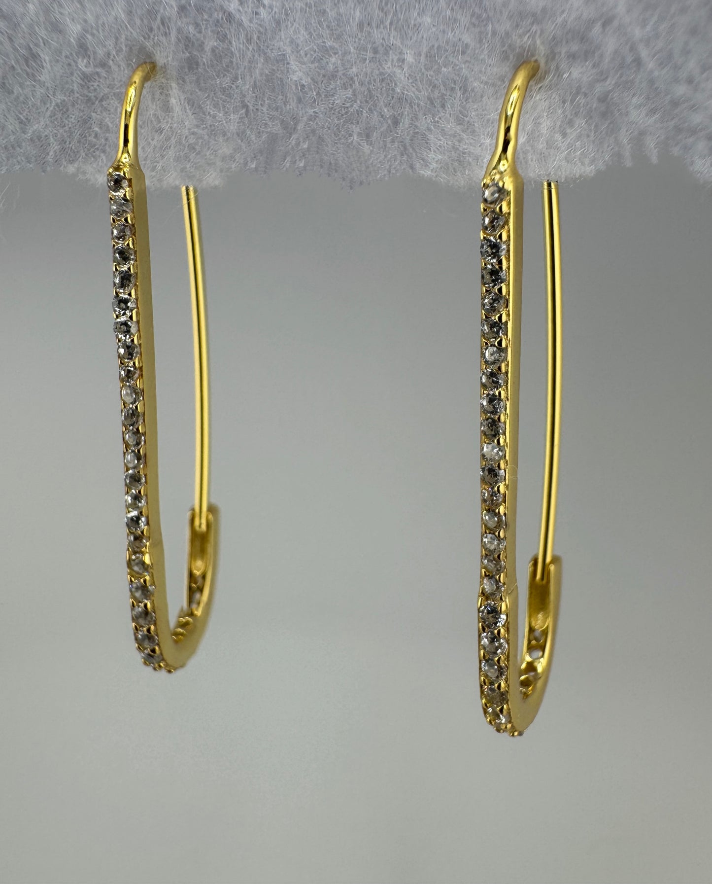Safety pin earrings gold