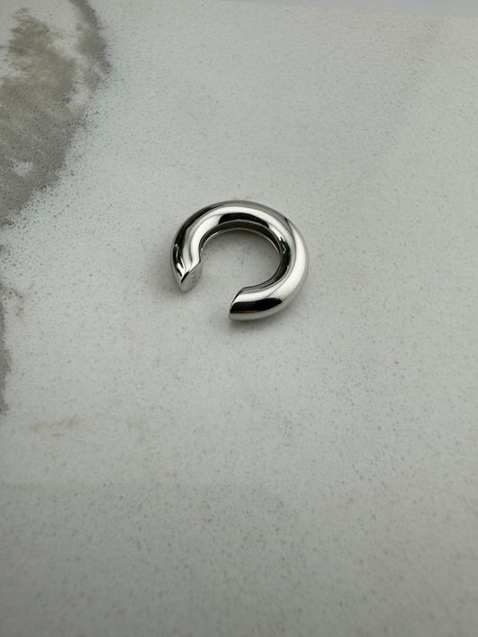 Lana ear cuff