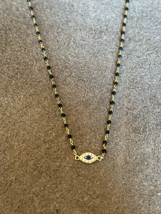 Evil eye black/gold beaded chain necklace