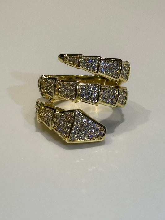 Serpentine wrap ring