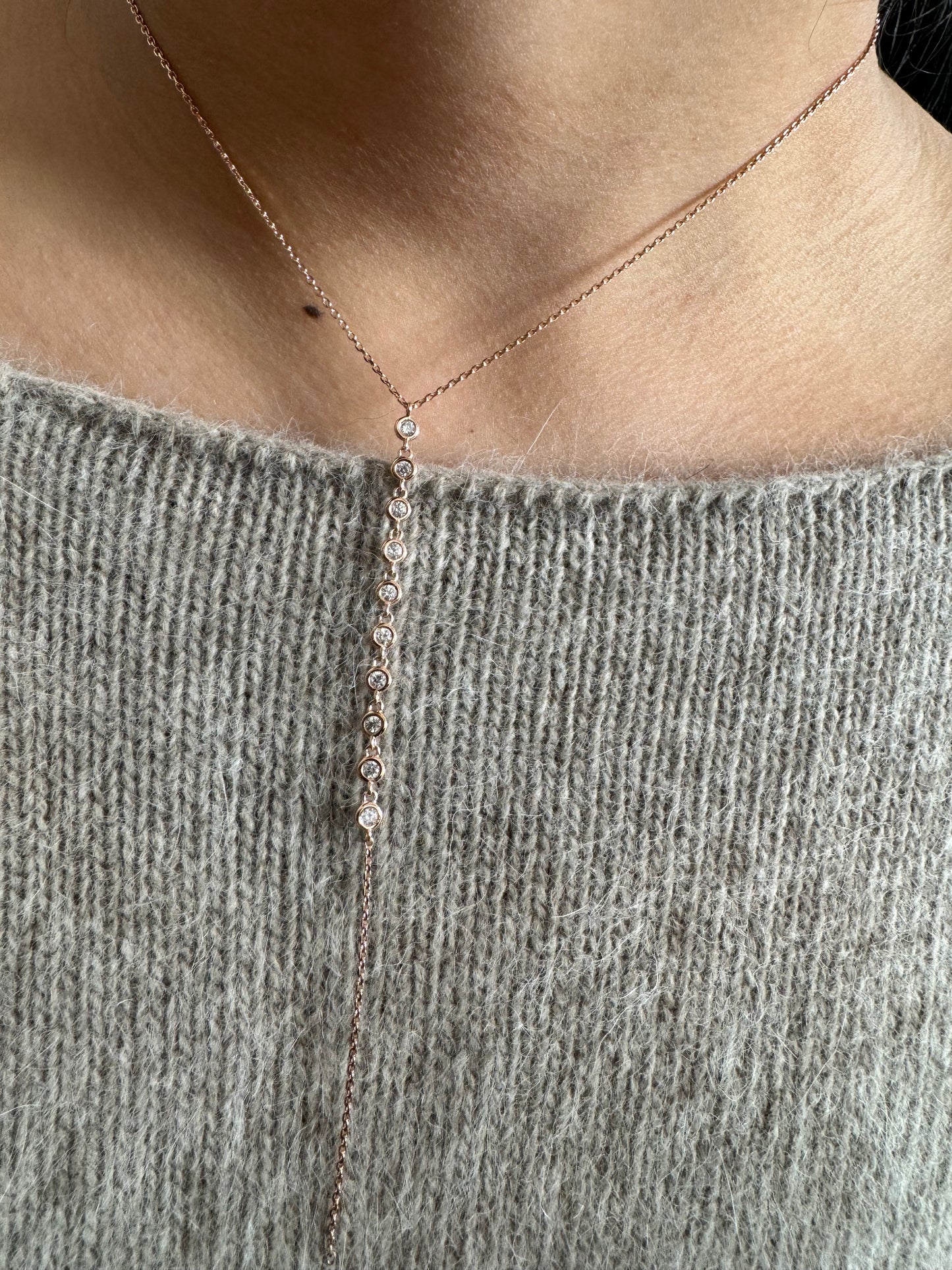 Rose gold dainty lariat