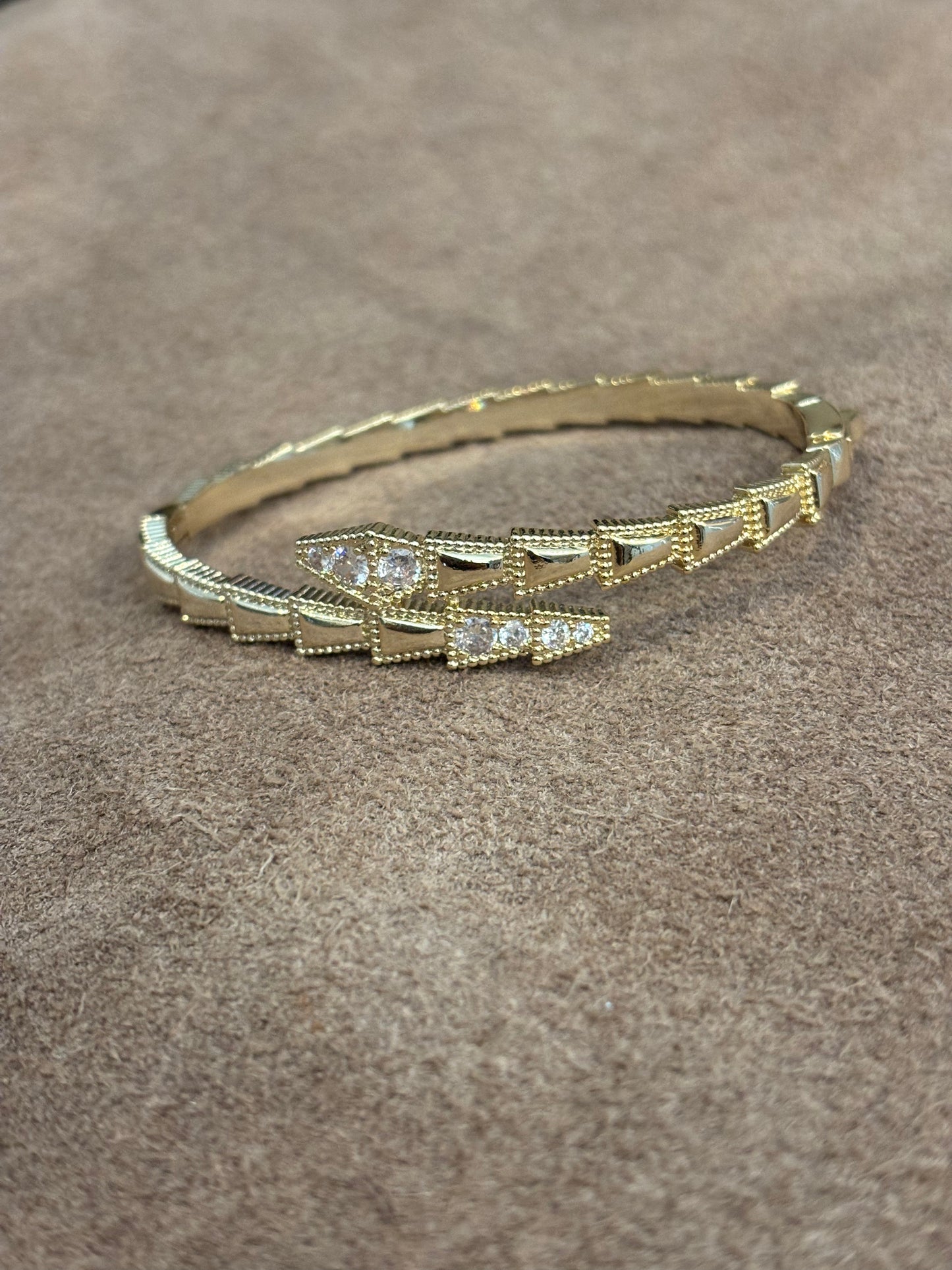Serpentine bangle