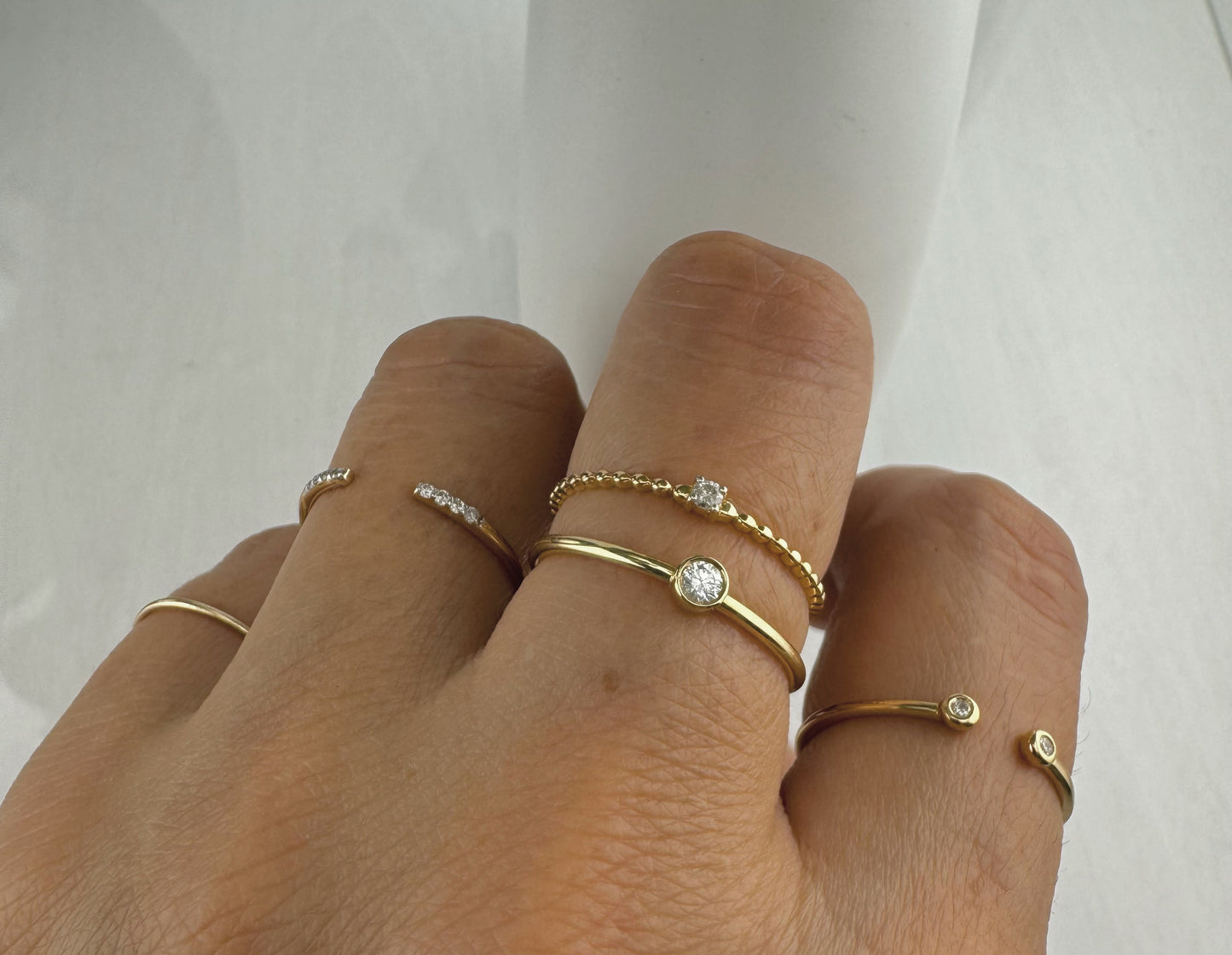 Rosary diamond solitaire ring