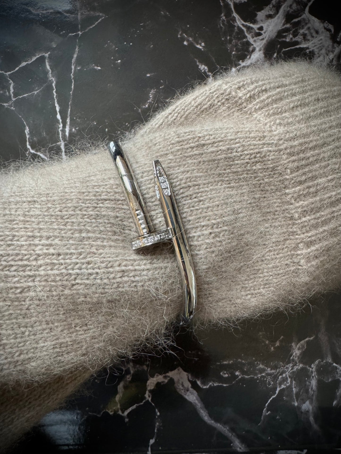 Chöetso bangle ( unisex )