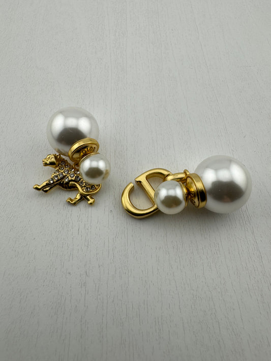 Leopard tribales ear studs