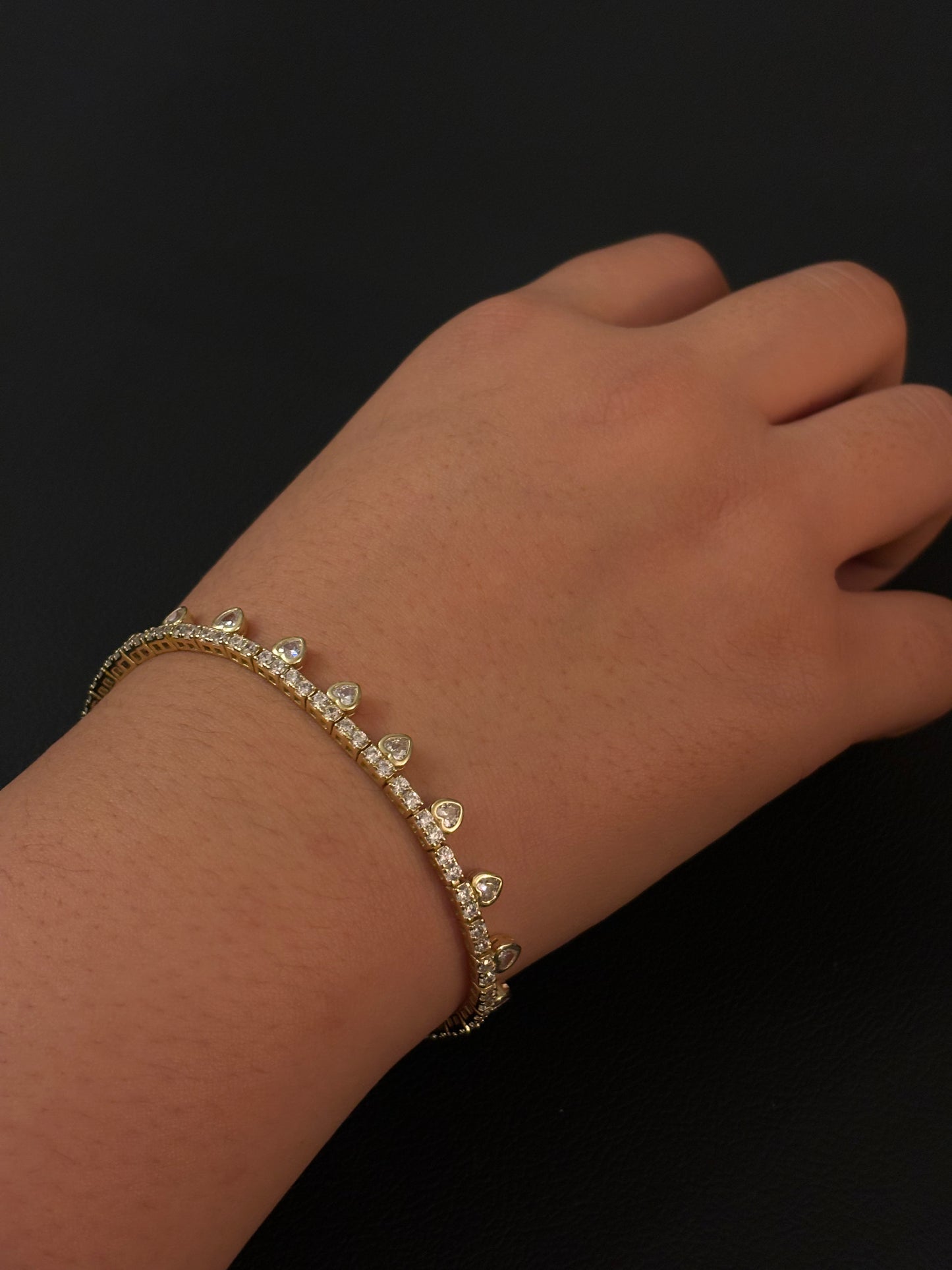 Heart ornament bracelet