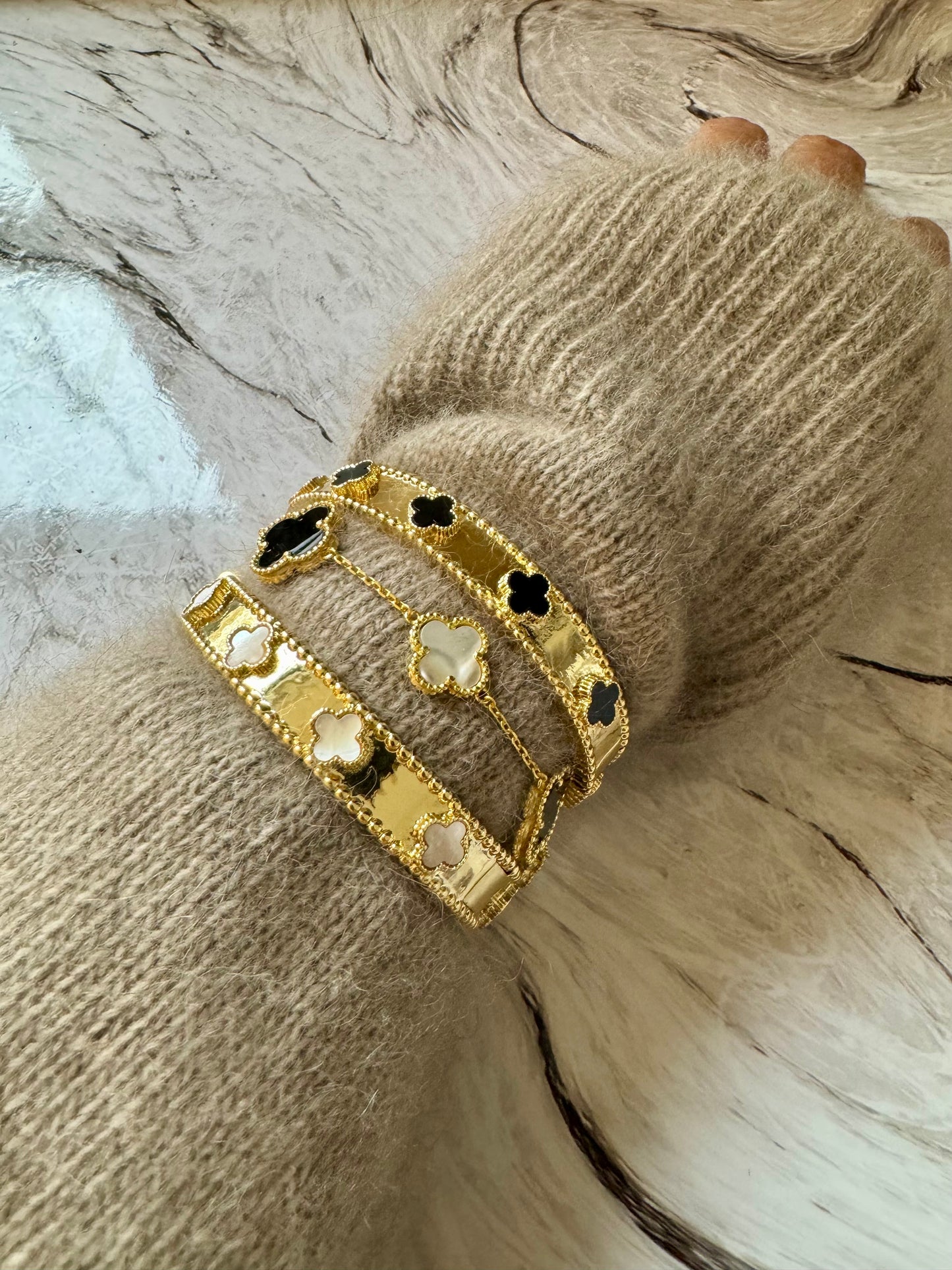 Mother of pearl clover bangle