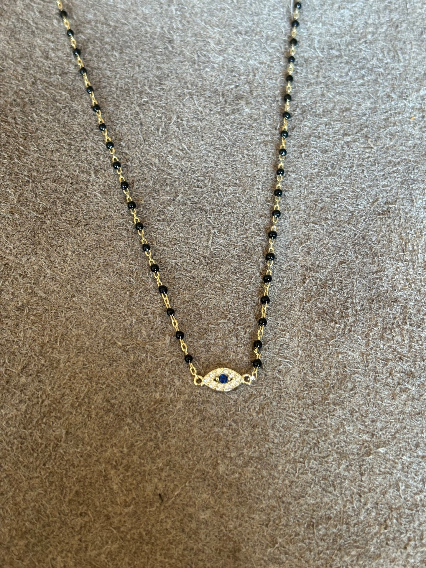 Evil eye black/gold beaded chain necklace