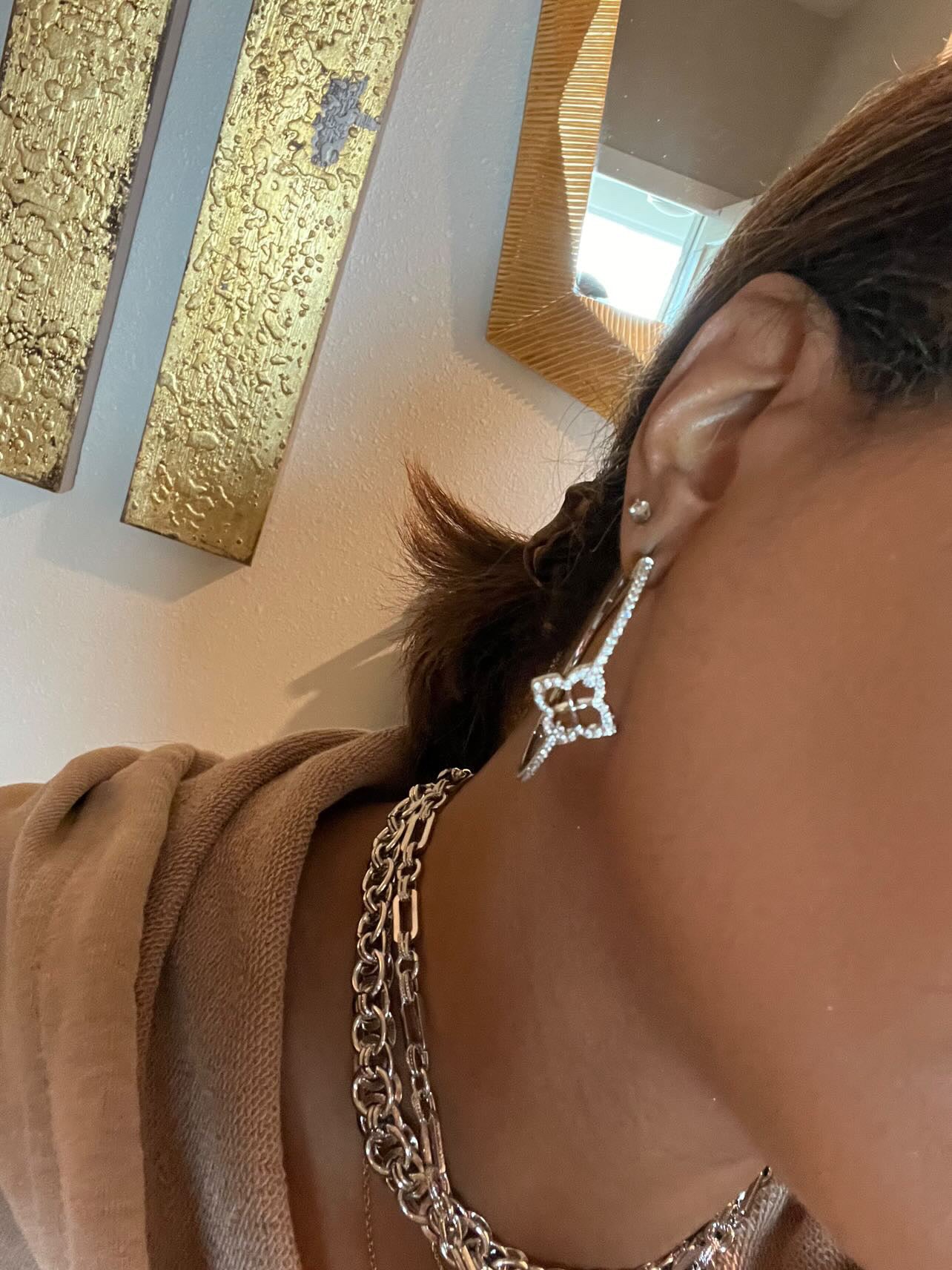 Tishà hoops