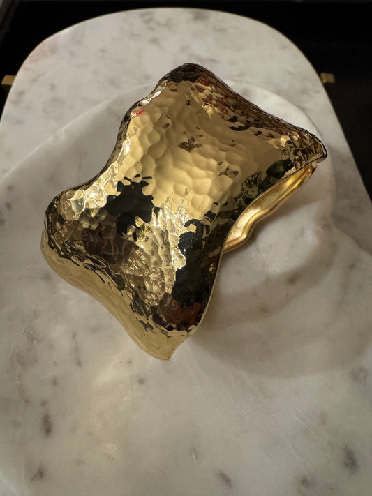Liquid hammered bangle