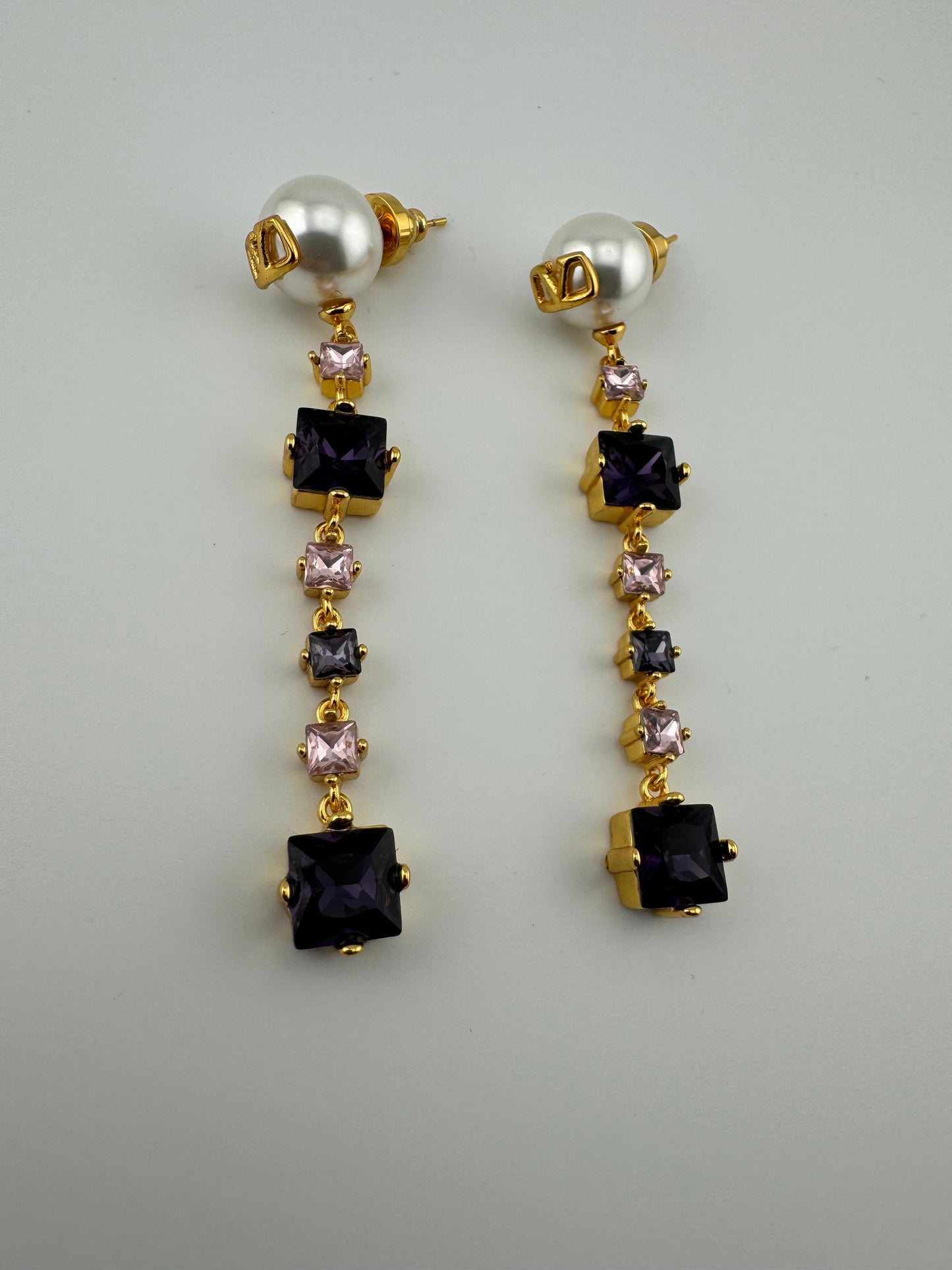 V crystal earrings