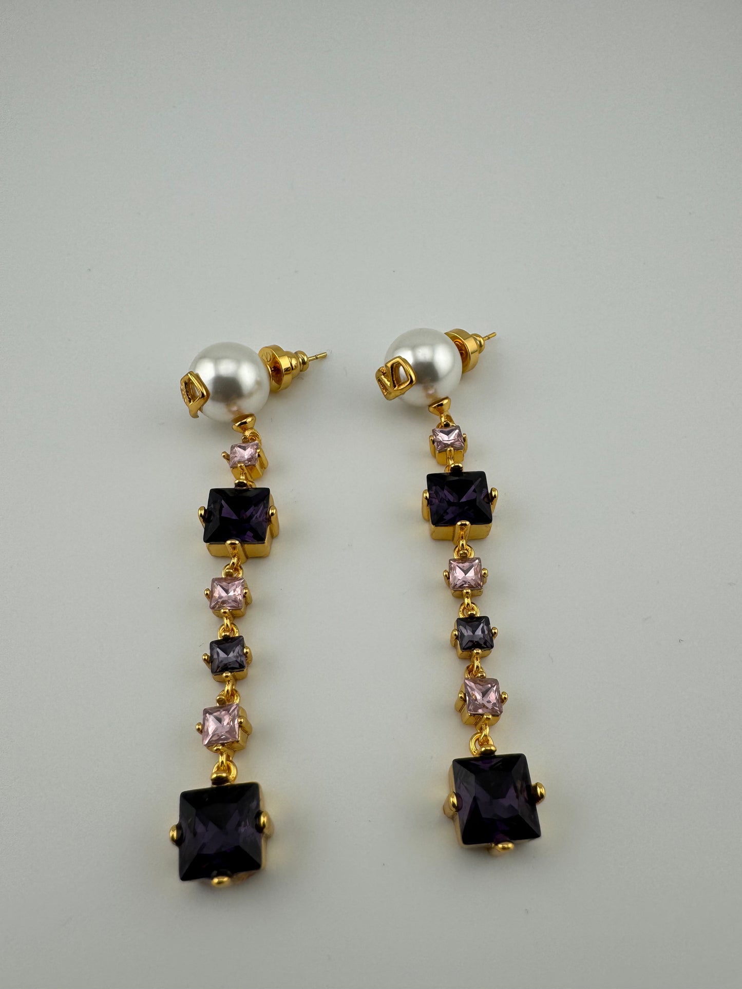 V crystal earrings