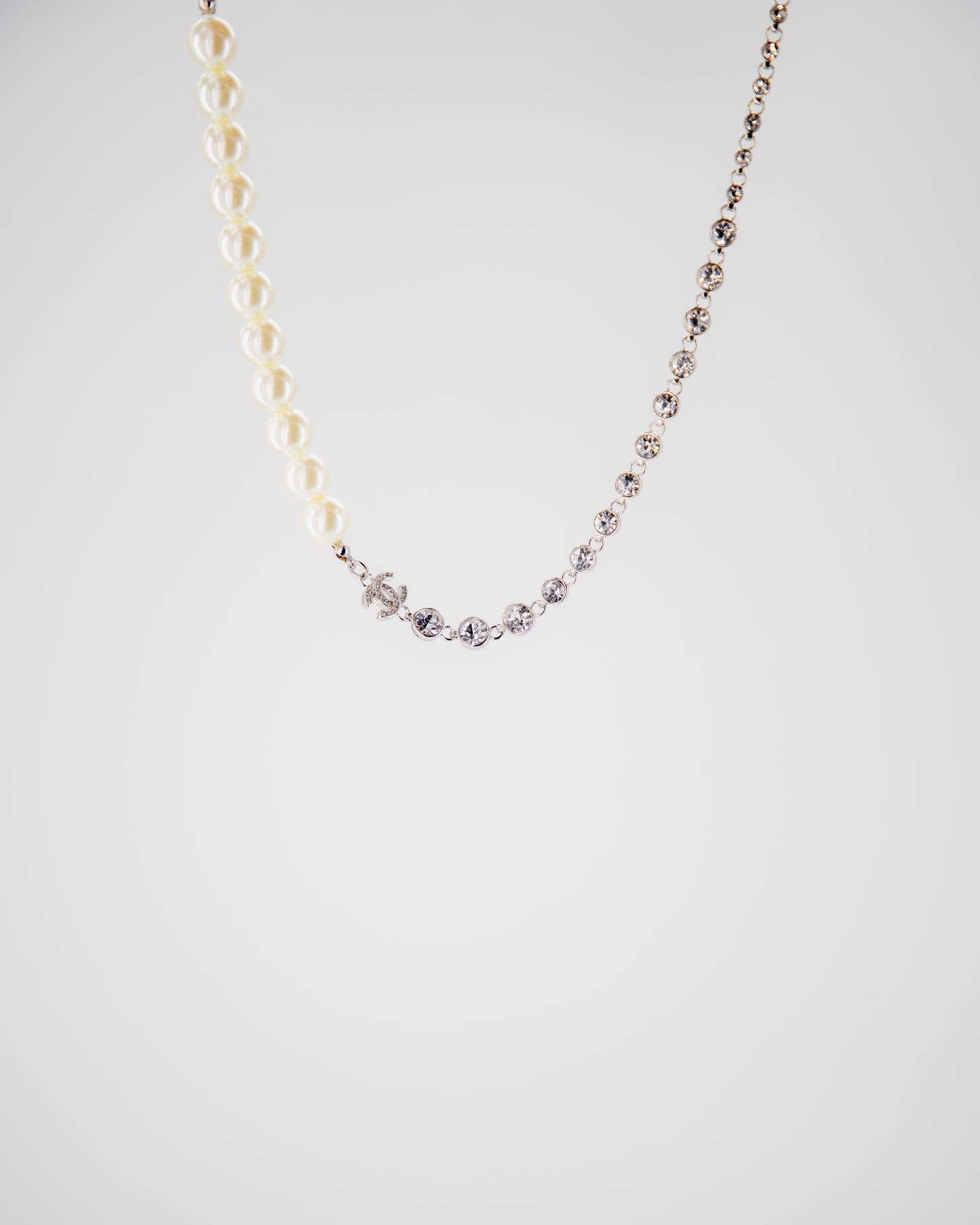PEARL SILVER RHINESTONES NECKLACE
